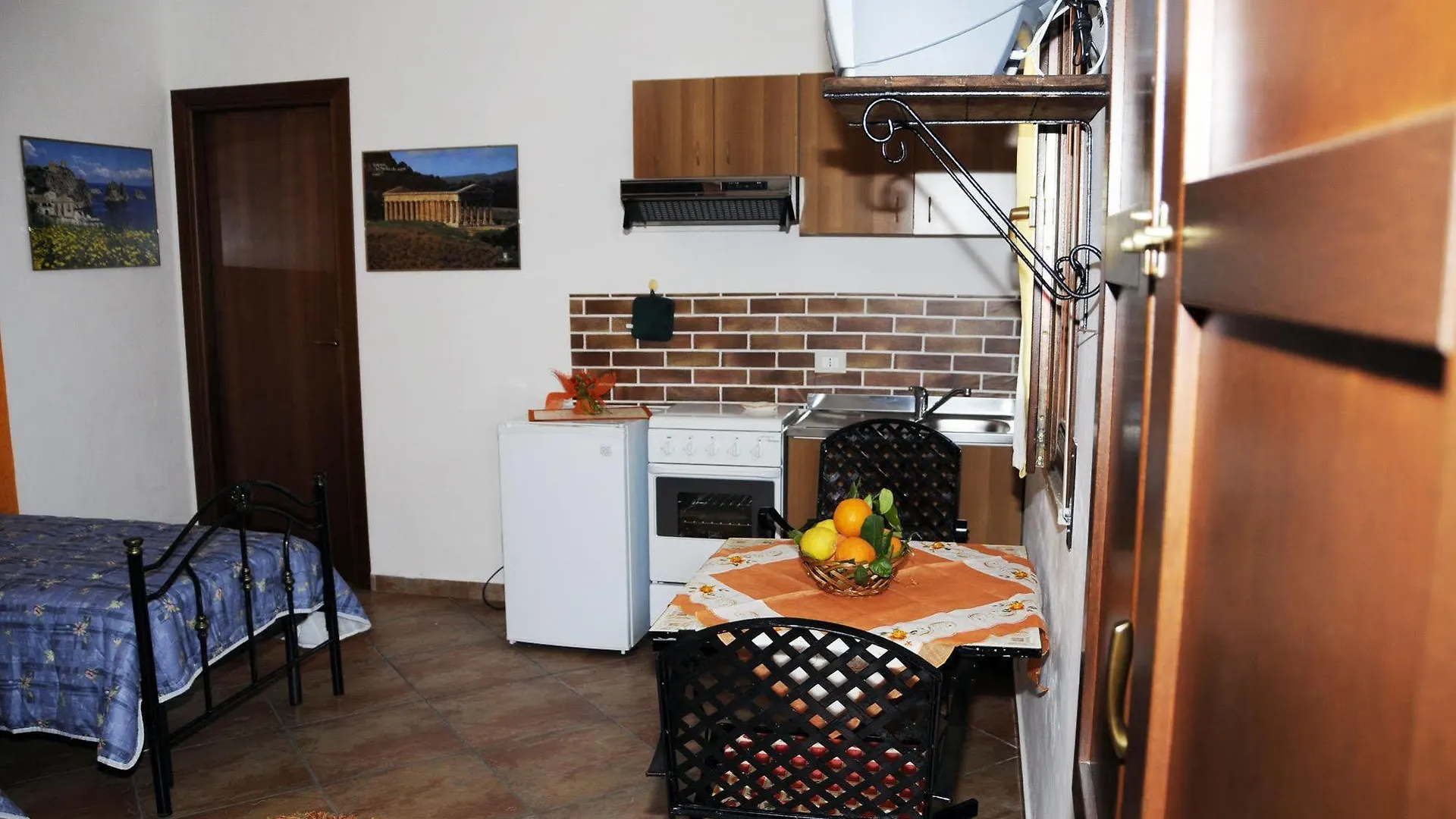 Baglio Mustazza Aparthotel Buseto Palizzolo 0*,  Italy