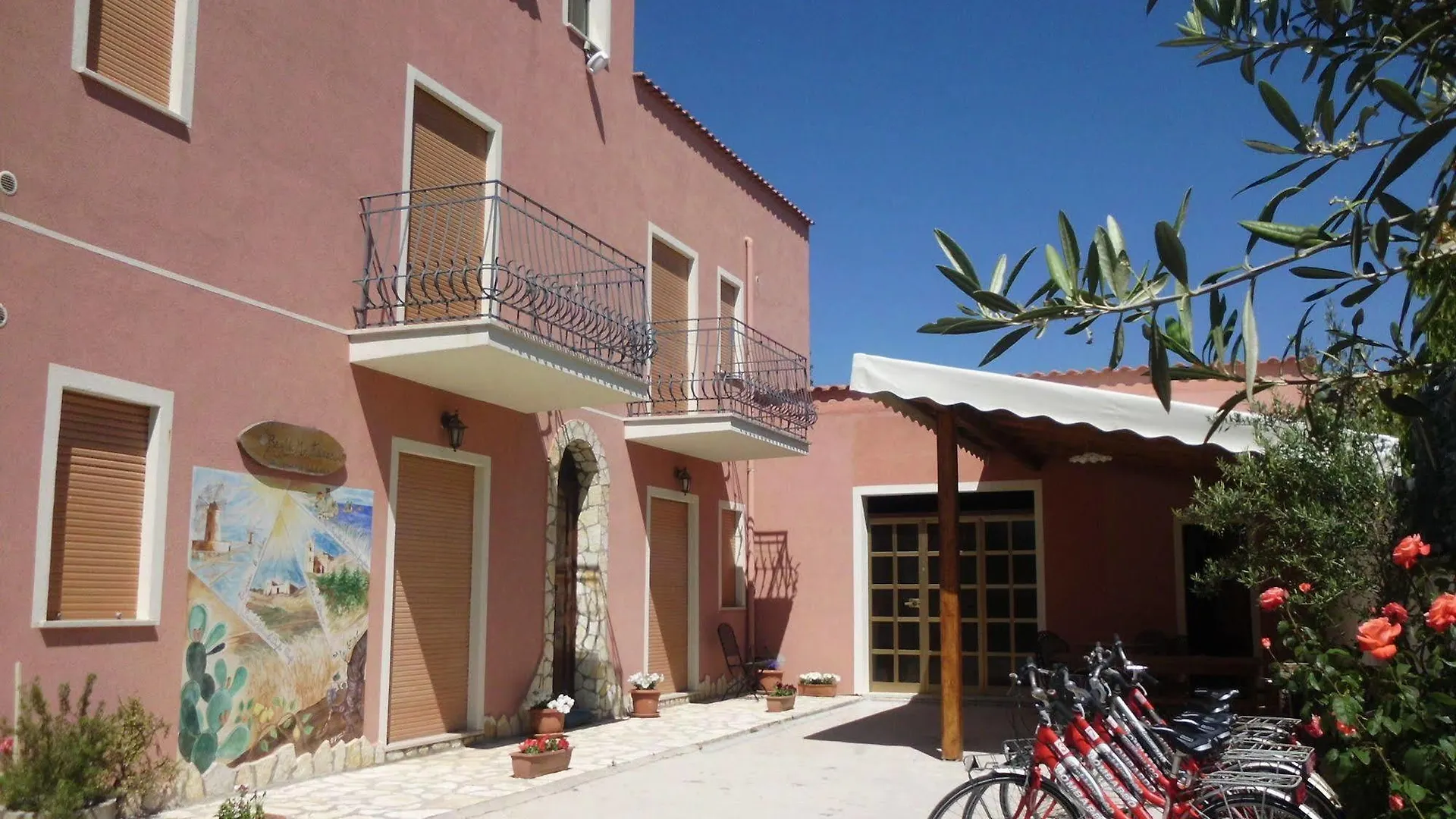 Baglio Mustazza Aparthotel Buseto Palizzolo Italy